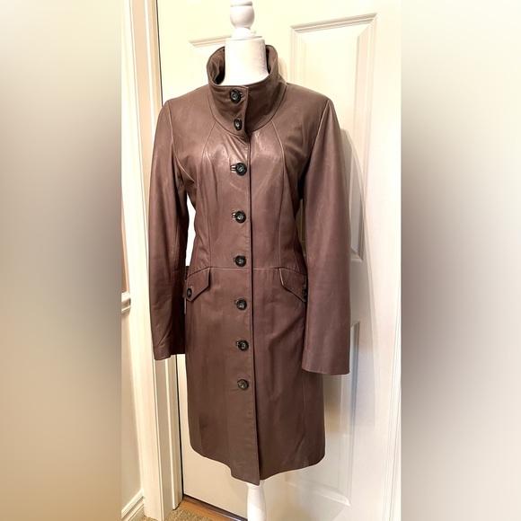 Danier Jackets & Blazers - Danier Ladies Italian Leather Coat